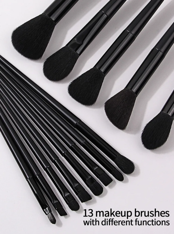 Juego de 13 Brochas de Maquillaje Profesionales Negras – Pinceles de Rostro y Ojos, Base, Contorno, Rubor, Iluminador, Vegan y Cruelty-Free